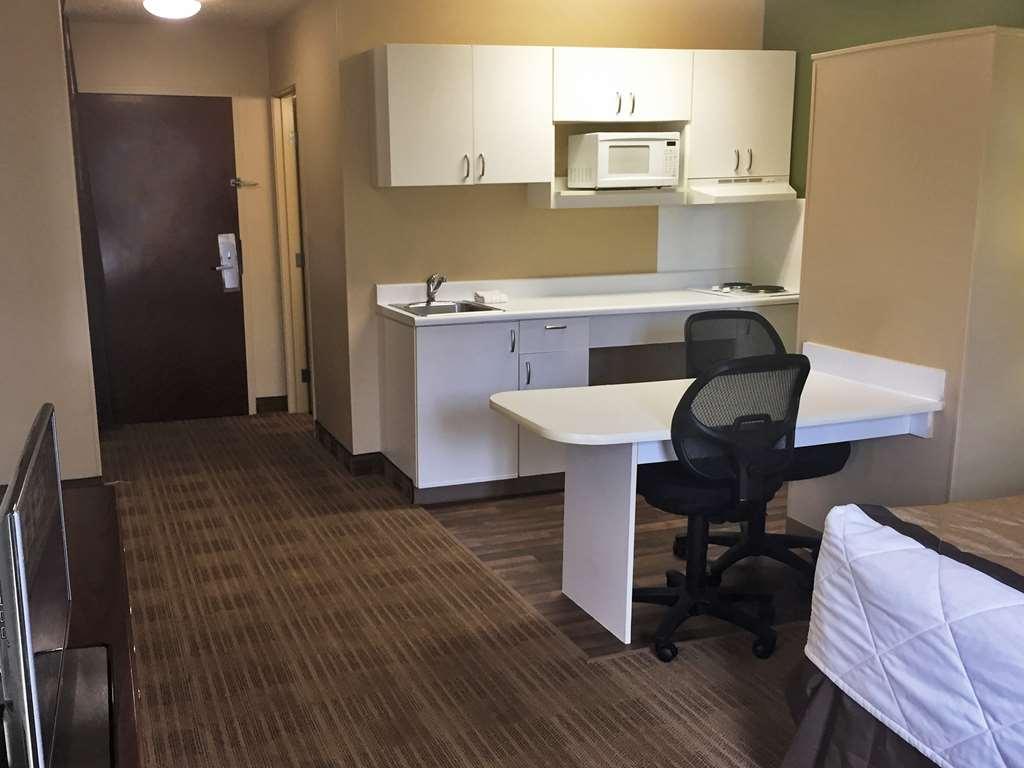 Extended Stay America Select Suites - Chicago - Hanover Park חדר תמונה