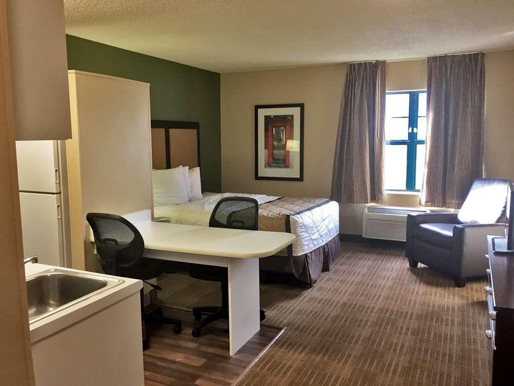 Extended Stay America Select Suites - Chicago - Hanover Park חדר תמונה