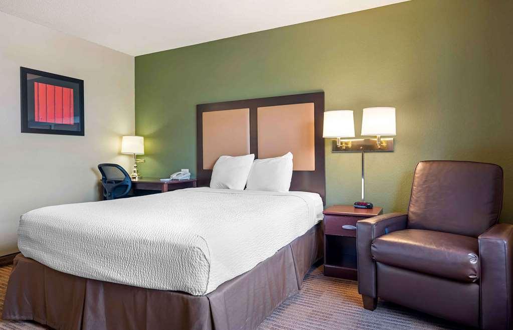 Extended Stay America Select Suites - Chicago - Hanover Park חדר תמונה