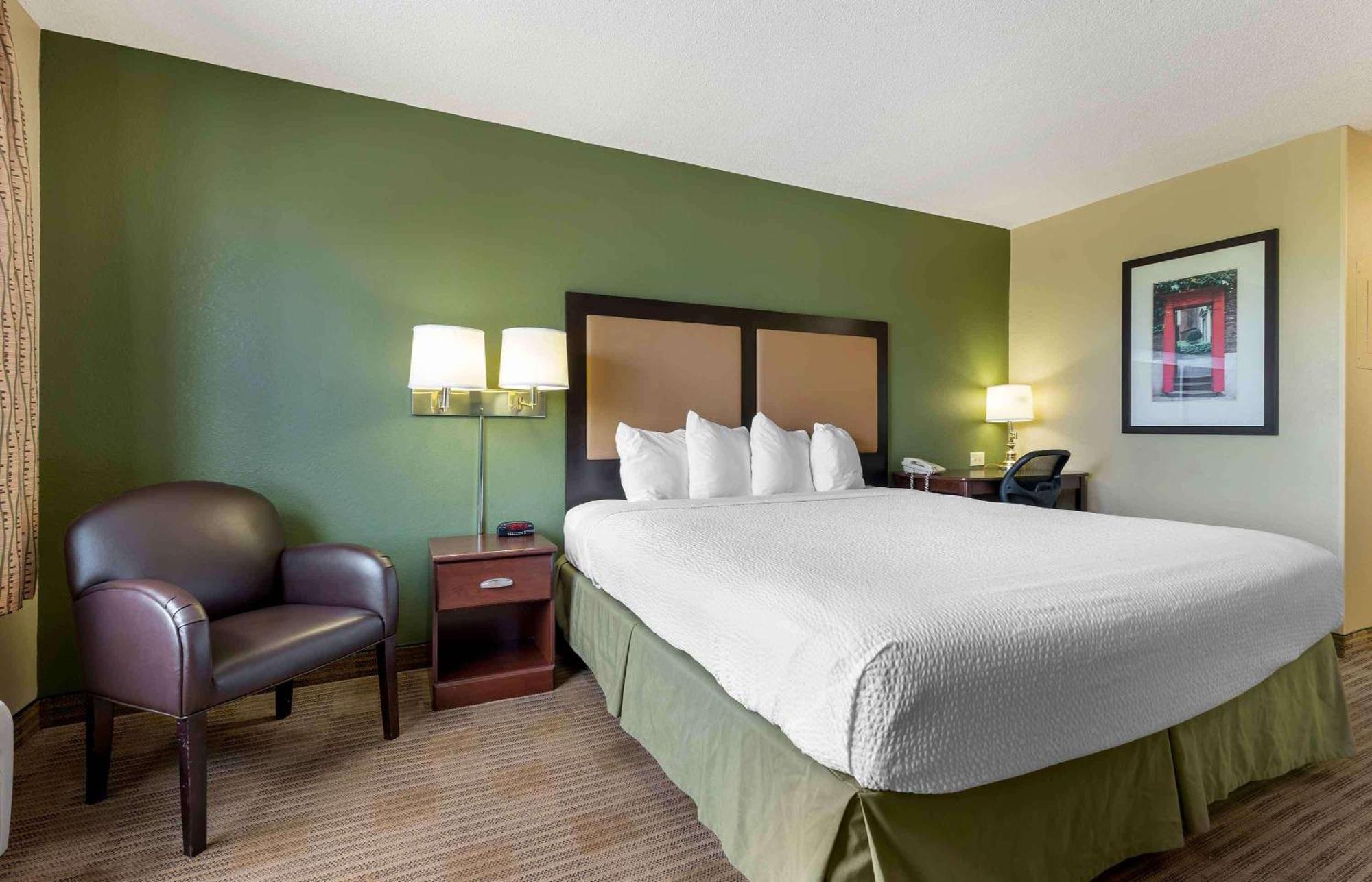 Extended Stay America Select Suites - Chicago - Hanover Park מראה חיצוני תמונה