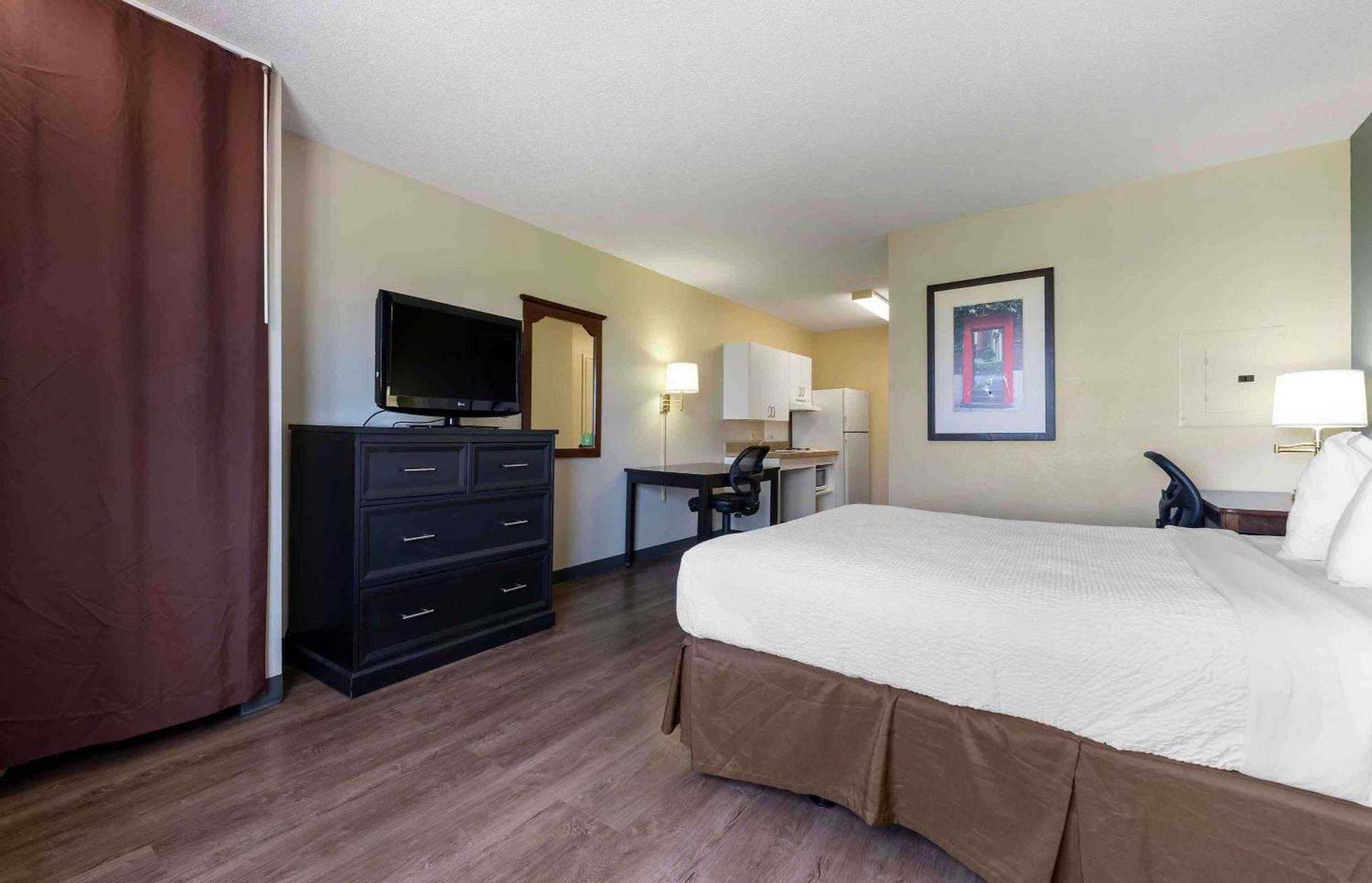 Extended Stay America Select Suites - Chicago - Hanover Park מראה חיצוני תמונה