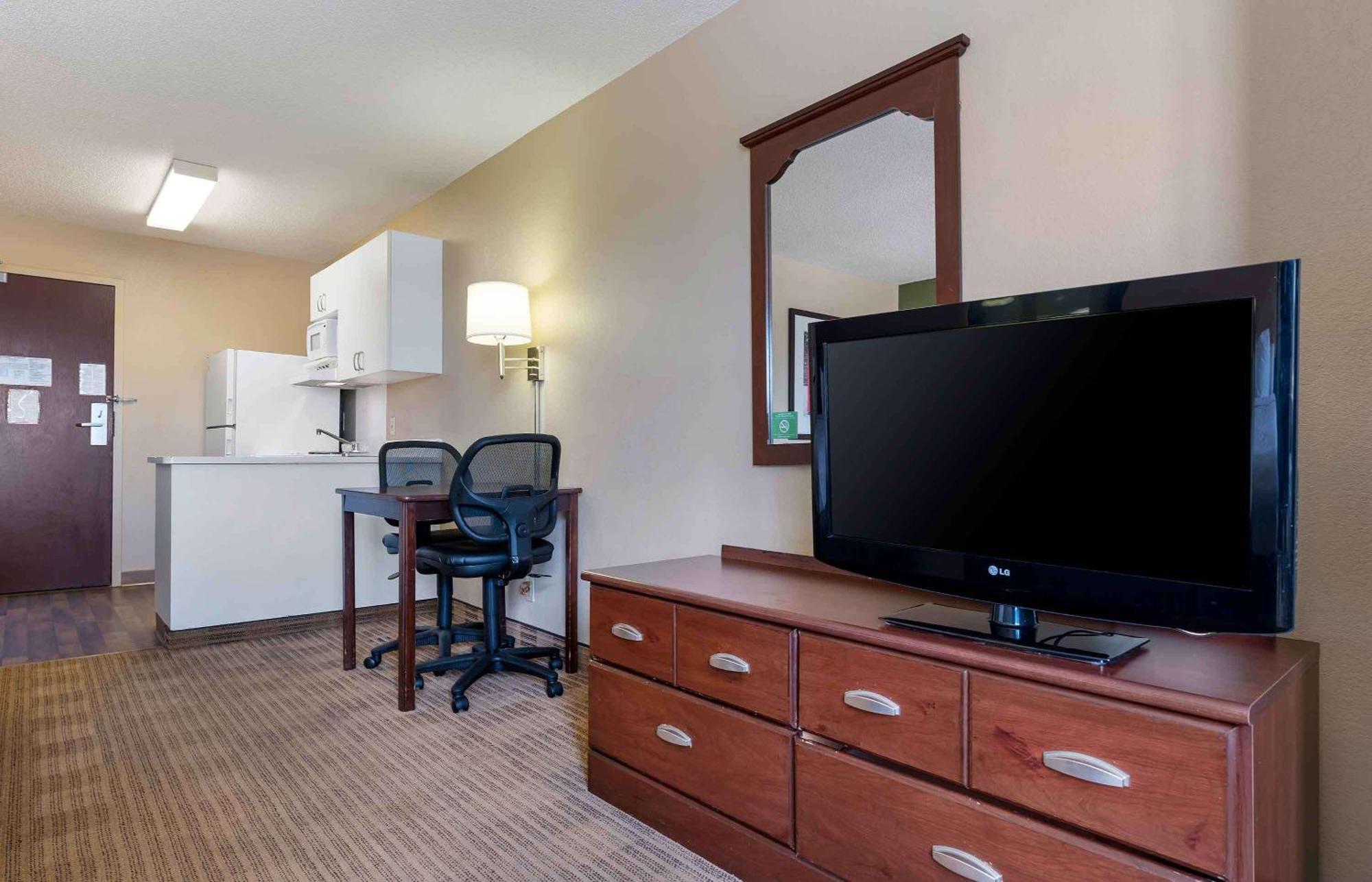 Extended Stay America Select Suites - Chicago - Hanover Park מראה חיצוני תמונה